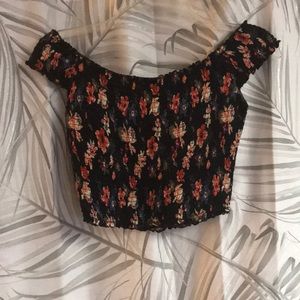 Off the shoulder, floral crop top!